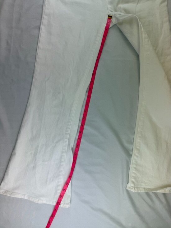 Veronica Beard Carson Off Duty High Rise Ankle Flare Jeans in White Small - Picture 9 of 9